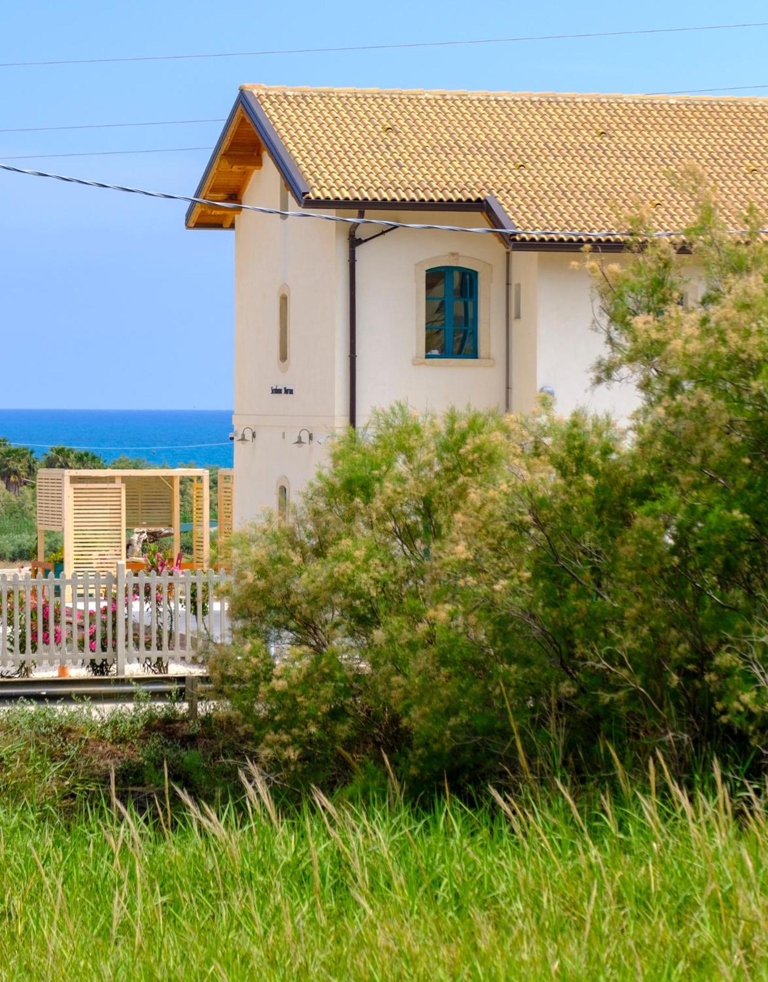 B&B Fermata 106 Da Carolina Siculiana Marina Exterior photo